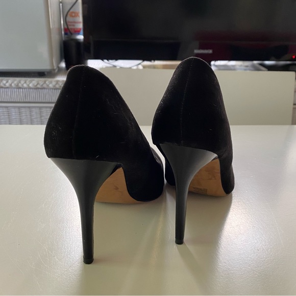 H&M Black Suede 4 Inch Size 7 Heels - Picture 4 of 7
